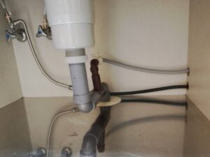 45cm食乾機を食器洗い乾燥機に交換する　排水管分岐工事